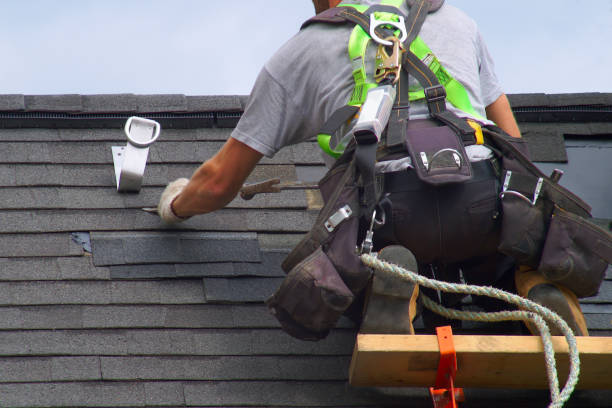 Best Roof Maintenance Services  in Kings Mills, OH